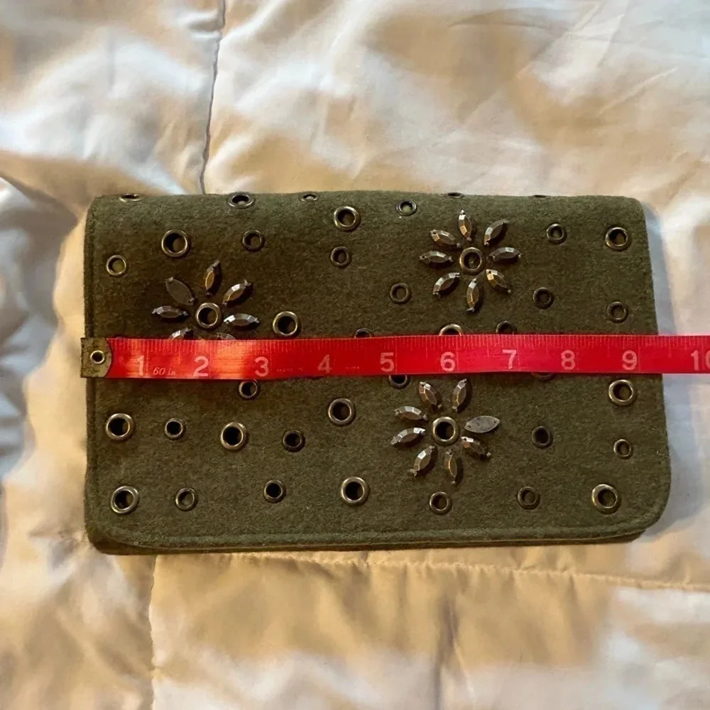 Shiraleah Chicago Felted Clutch Olive Green